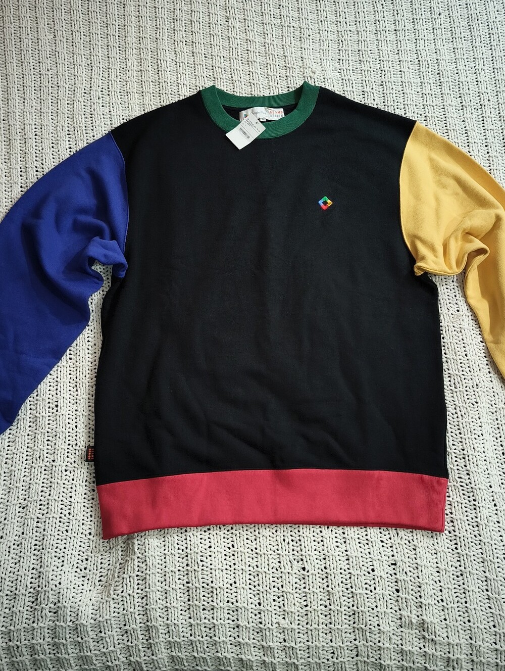Google Play x BEAMS DESIGN 6th Anniv Colorblock Sweatshirt Mens M NWT Promo